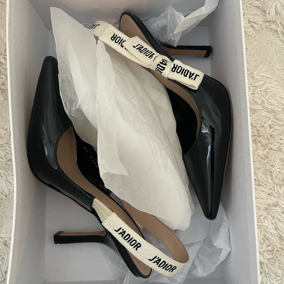 Dior Black Patent Leather Slingback Heels - Picture 5 of 8